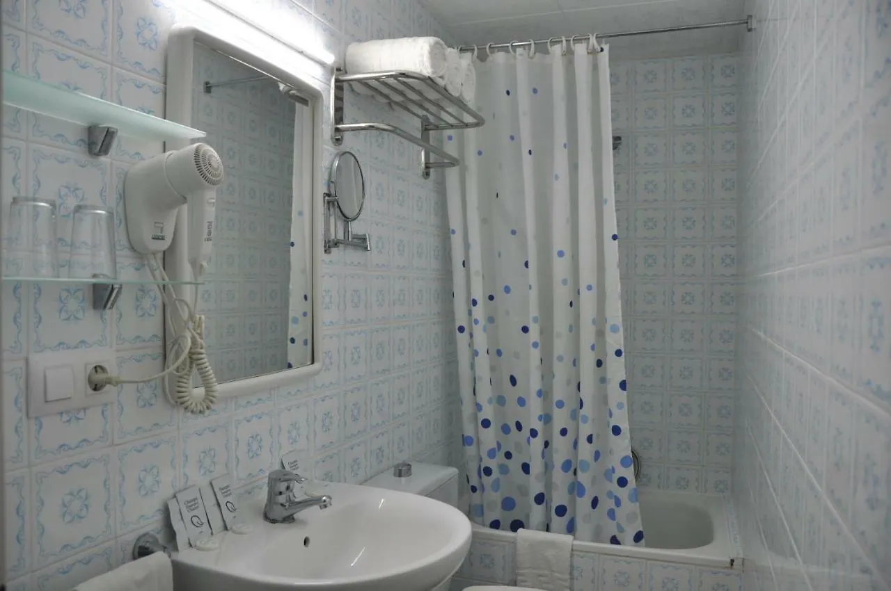 Hostal - Pension El Amigo Lloret de Mar Guest house