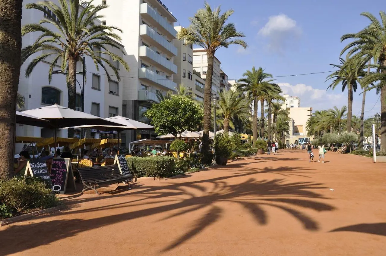Hostal - Pension El Amigo Lloret de Mar 0*,  Spain